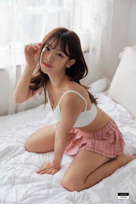 LEEHEE EXPRESS - Sexy Model Korean